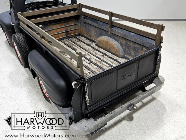Ford-F-2-1951-Pickup-16