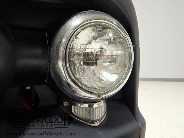 Ford-F-2-1951-Pickup-21