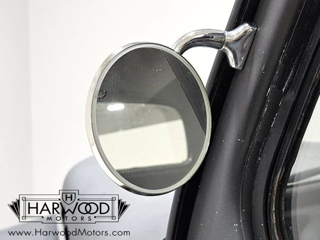 Ford-F-2-1951-Pickup-24