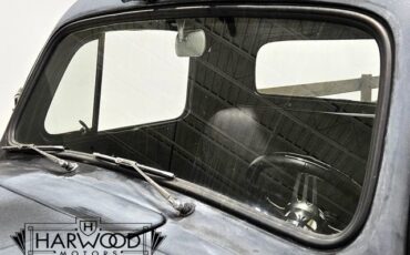 Ford-F-2-1951-Pickup-25