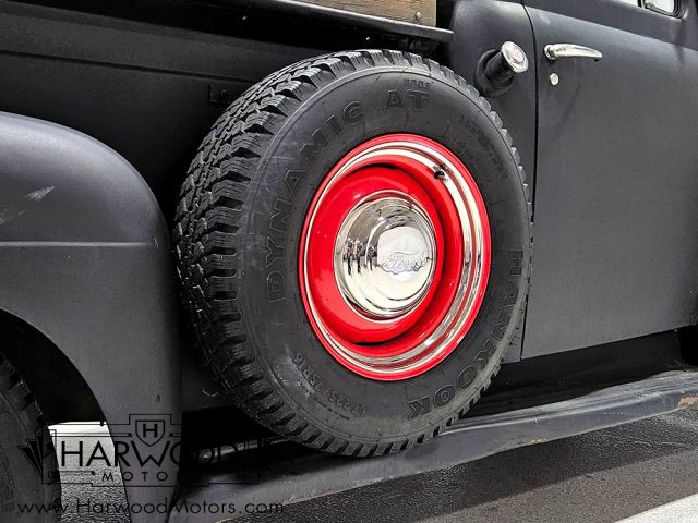 Ford-F-2-1951-Pickup-30