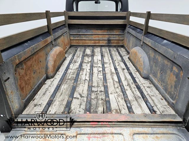 Ford-F-2-1951-Pickup-34