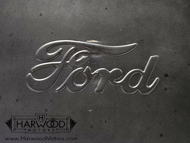 Ford-F-2-1951-Pickup-37