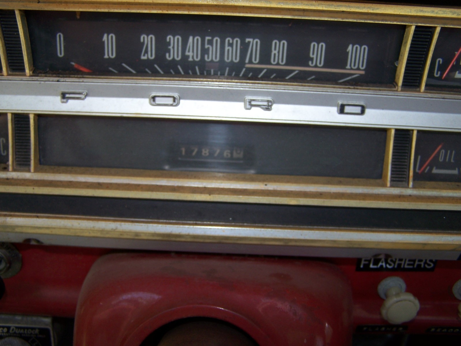 Ford-F-250-1970-Standard-Cab-Pickup-1