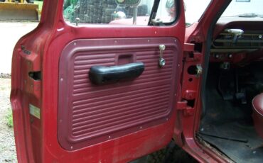 Ford-F-250-1970-Standard-Cab-Pickup-10