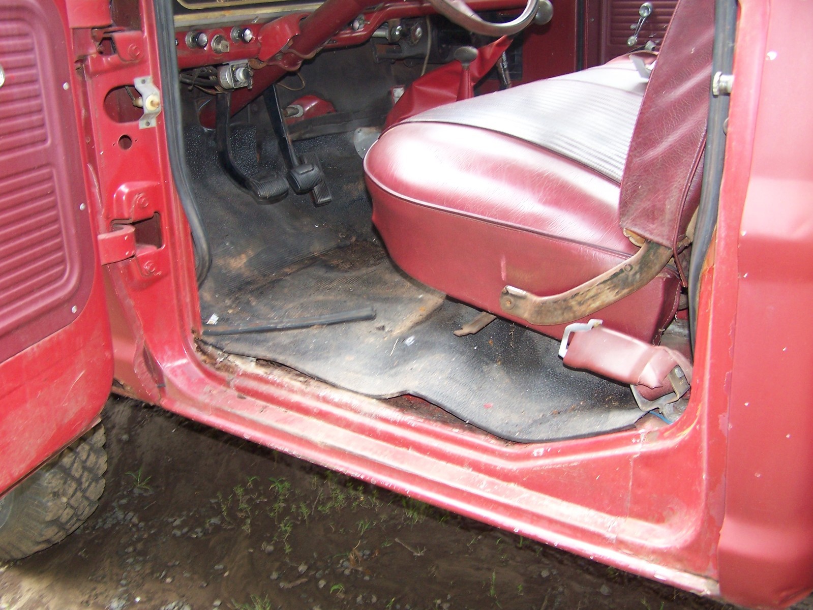 Ford-F-250-1970-Standard-Cab-Pickup-11