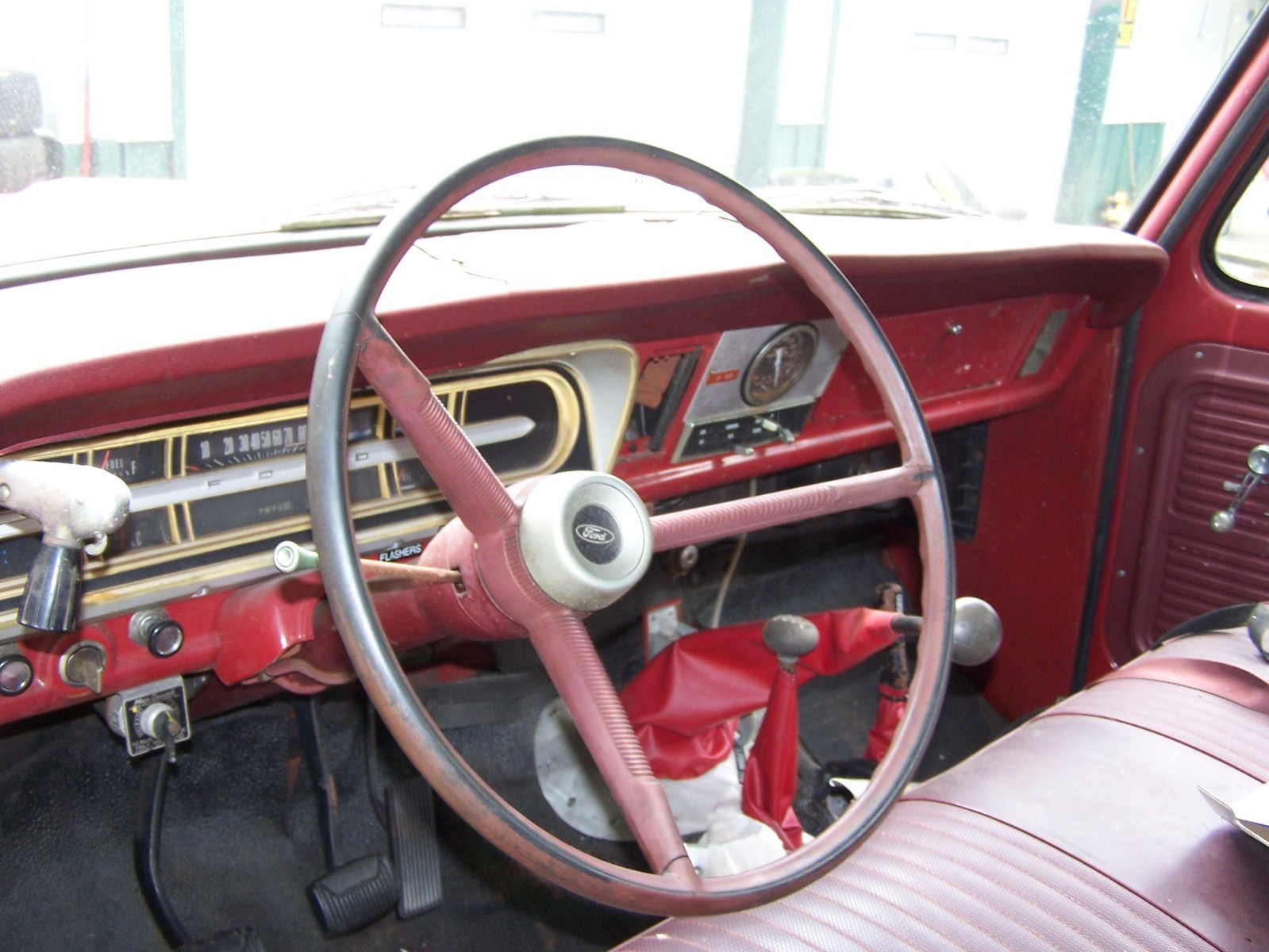 Ford-F-250-1970-Standard-Cab-Pickup-13