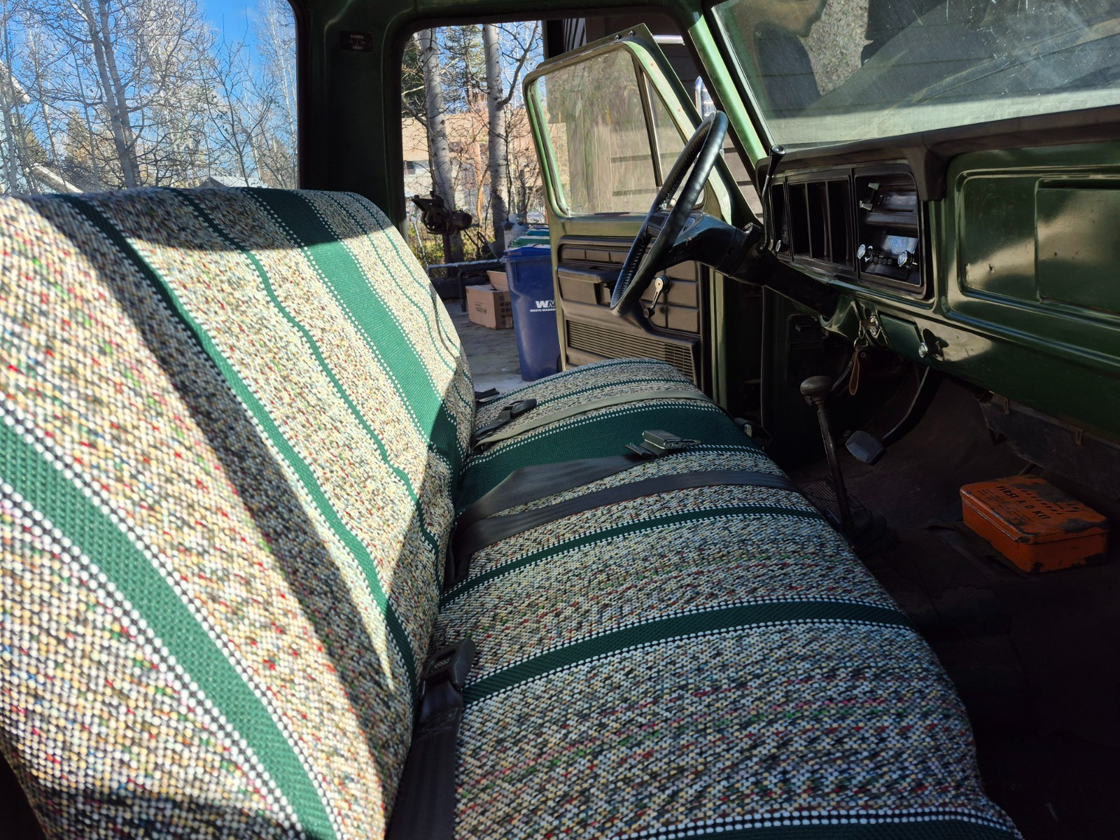 Ford-F-250-1973-Standard-Cab-Pickup-16