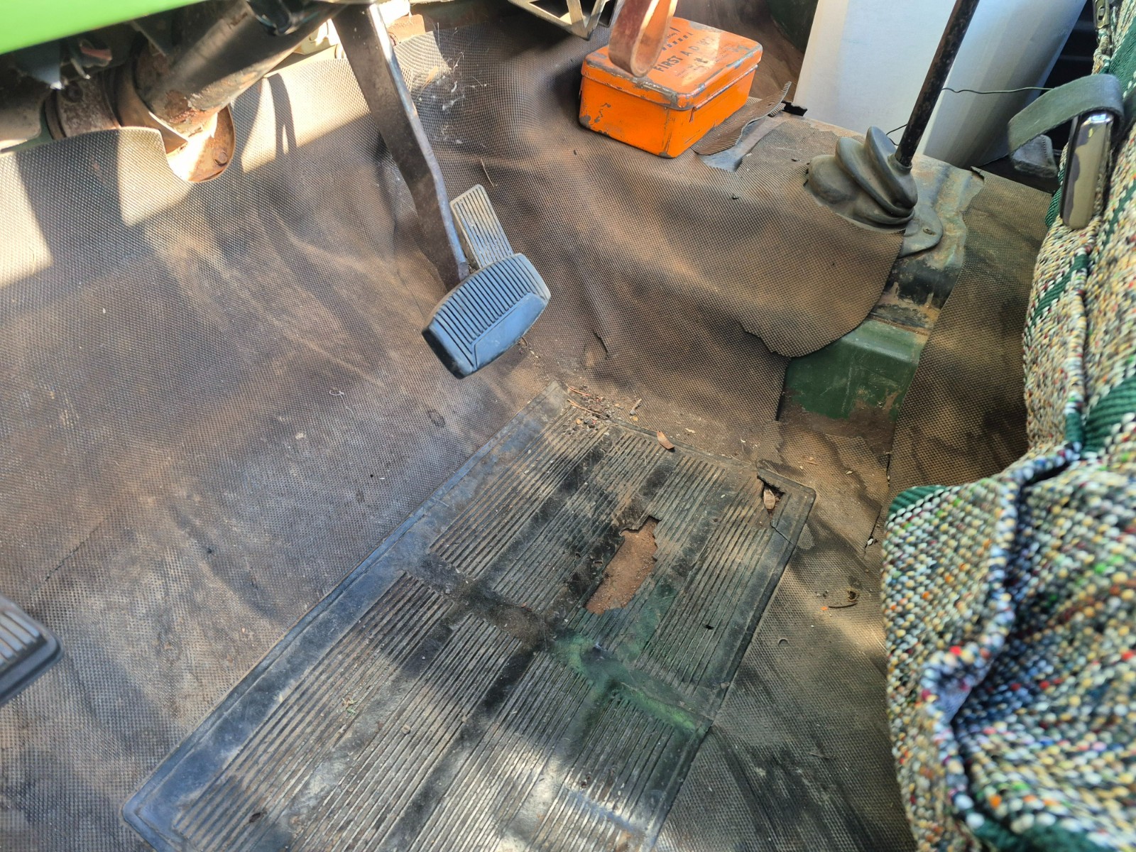 Ford-F-250-1973-Standard-Cab-Pickup-32