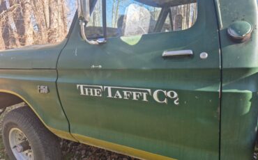 Ford-F-250-1973-Standard-Cab-Pickup-4