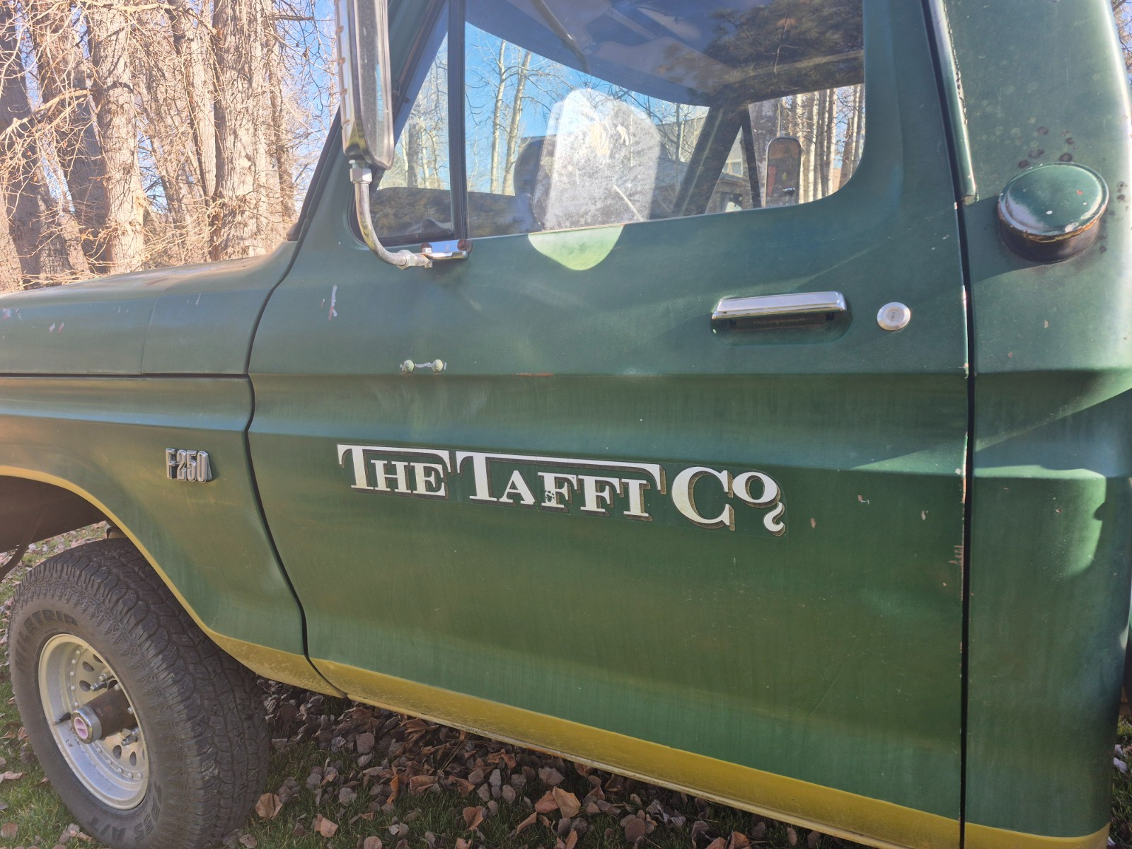 Ford-F-250-1973-Standard-Cab-Pickup-4