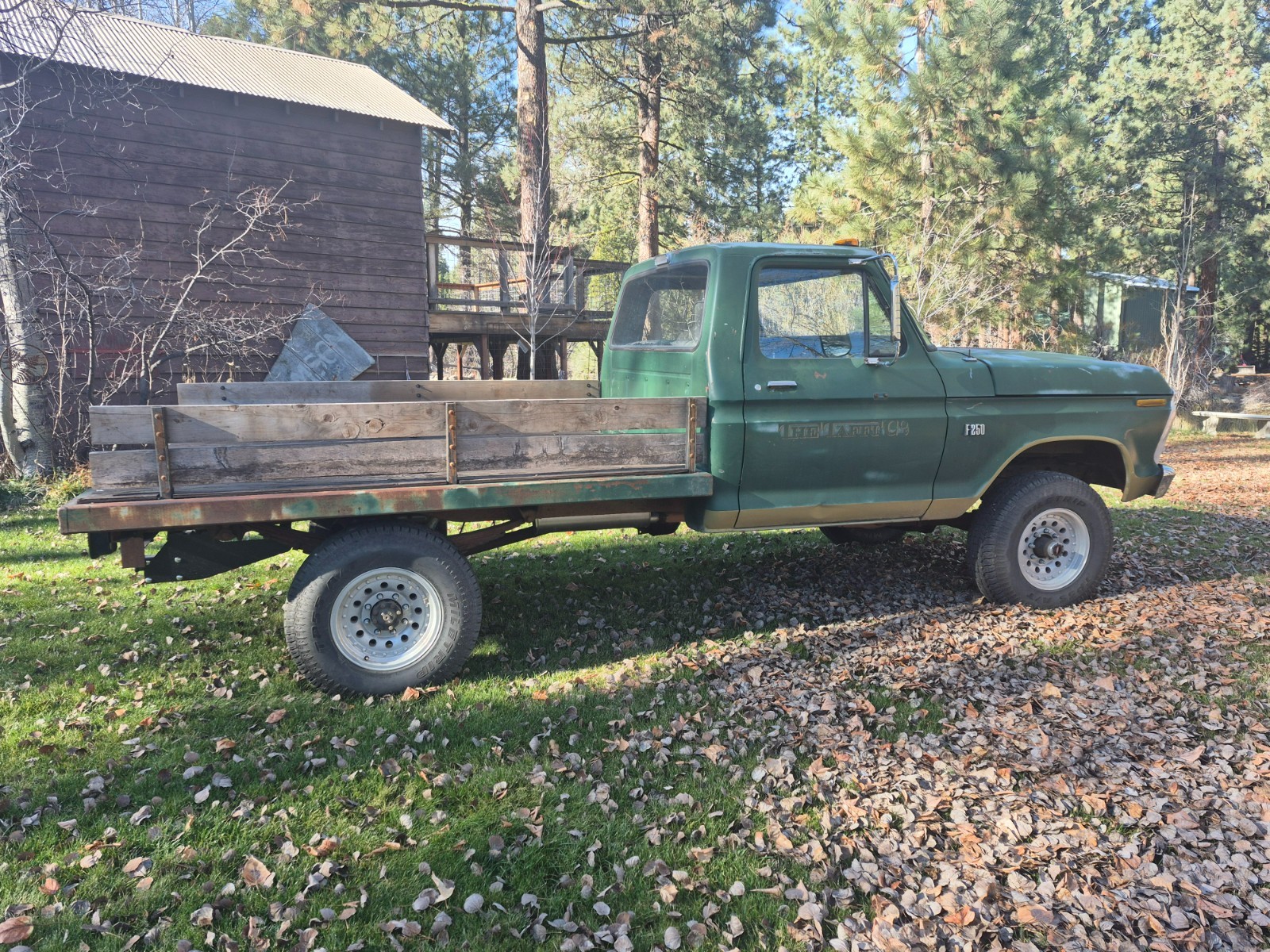 Ford-F-250-1973-Standard-Cab-Pickup-8
