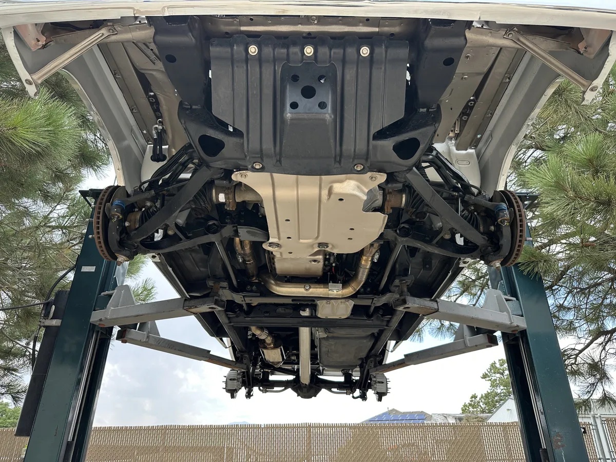 Ford-F-250-1975-Performance-White-Black-10