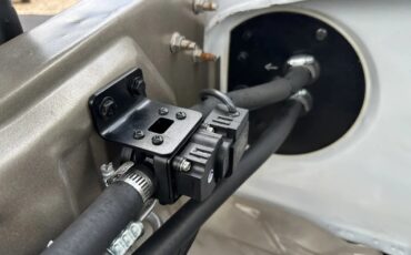 Ford-F-250-1975-Performance-White-Black-19