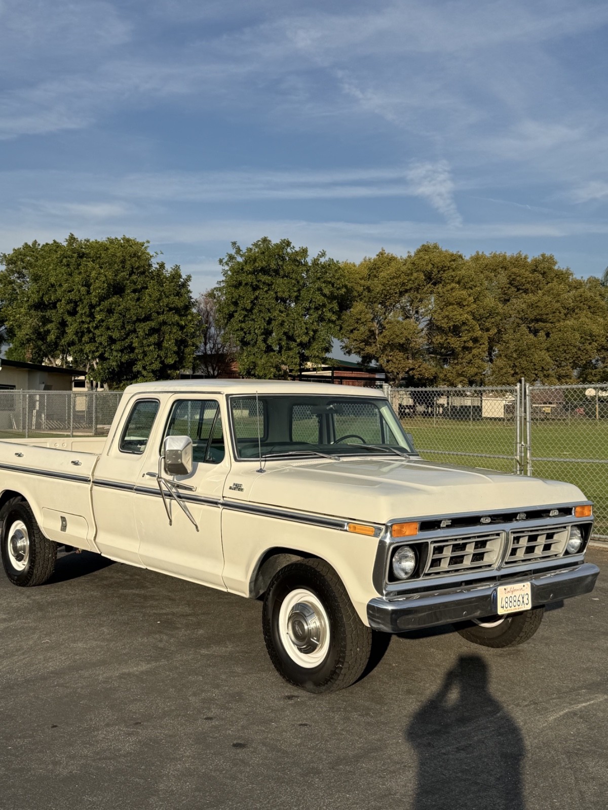 Ford-F-250-1977-Extended-Cab-Pickup-2