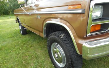 Ford-F-250-1986-Standard-Cab-Pickup-12