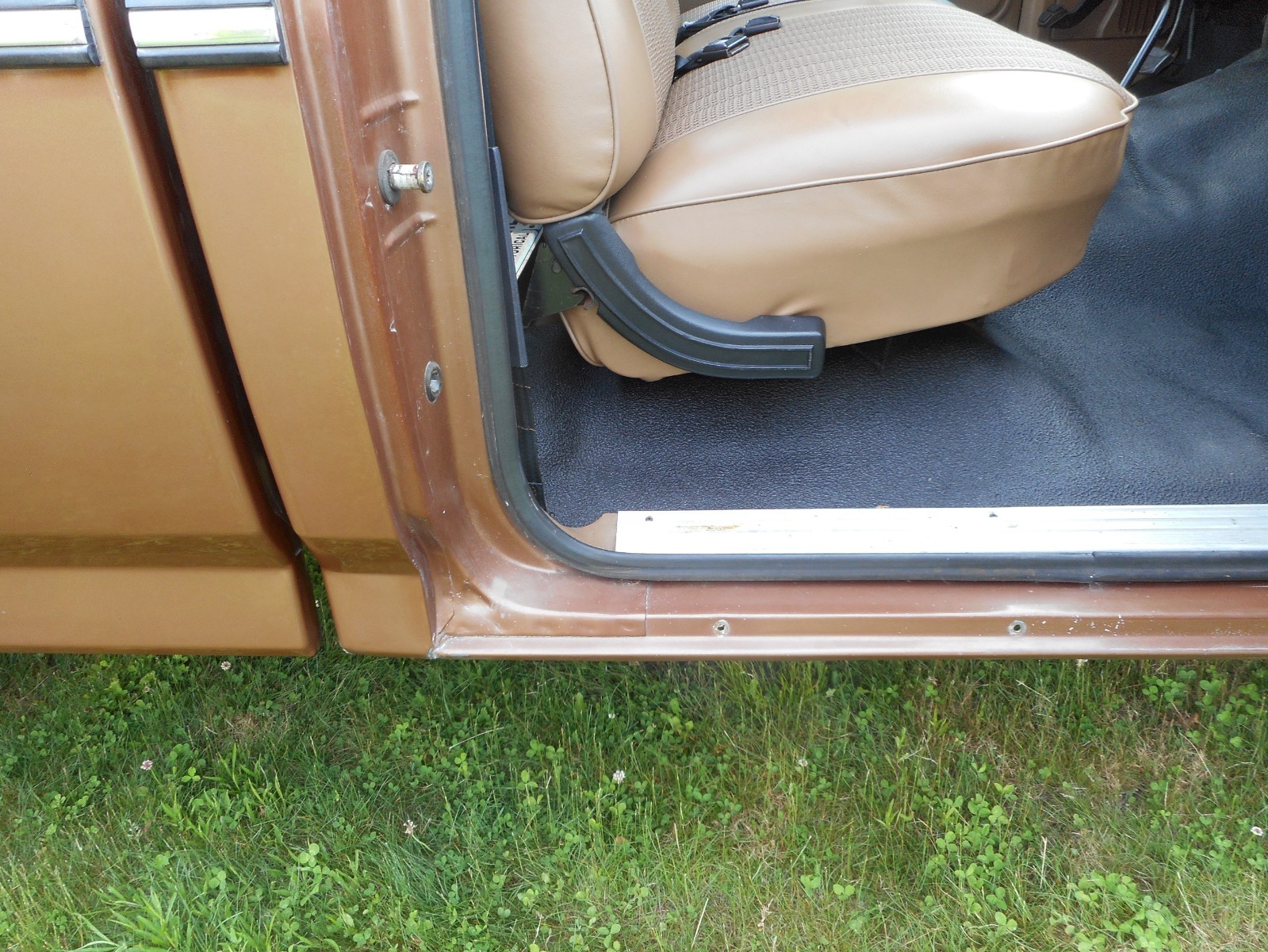 Ford-F-250-1986-Standard-Cab-Pickup-26