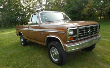 Ford-F-250-1986-Standard-Cab-Pickup-6