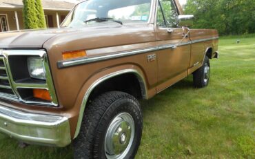 Ford-F-250-1986-Standard-Cab-Pickup-8