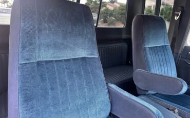 Ford-F-250-1987-Extended-Cab-Pickup-5