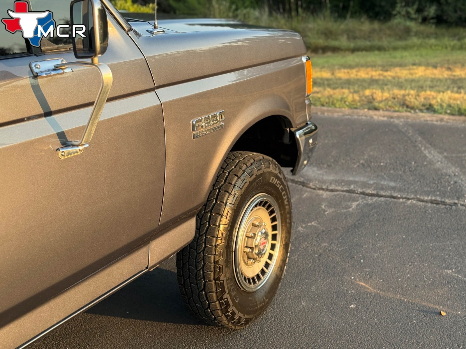 Ford-F-250-1989-Standard-Cab-Pickup-23