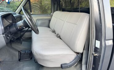 Ford-F-250-1989-Standard-Cab-Pickup-31