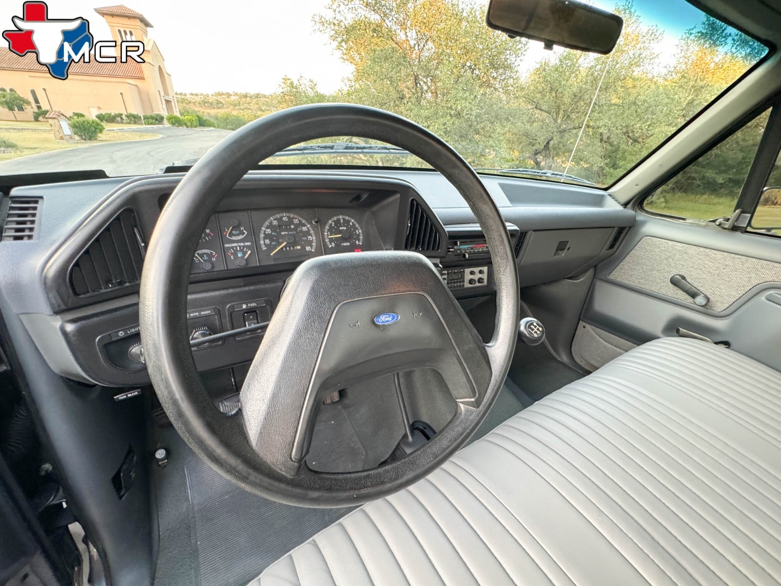 Ford-F-250-1989-Standard-Cab-Pickup-32