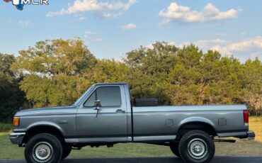 Ford-F-250-1989-Standard-Cab-Pickup-4
