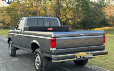 Ford-F-250-1989-Standard-Cab-Pickup-5