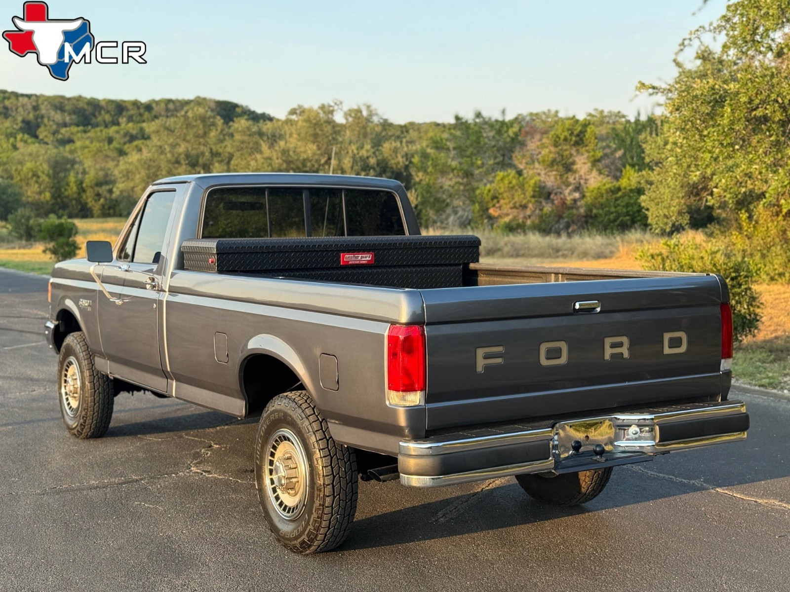 Ford-F-250-1989-Standard-Cab-Pickup-8