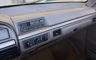 Ford-F-250-1994-Standard-Cab-Pickup-29