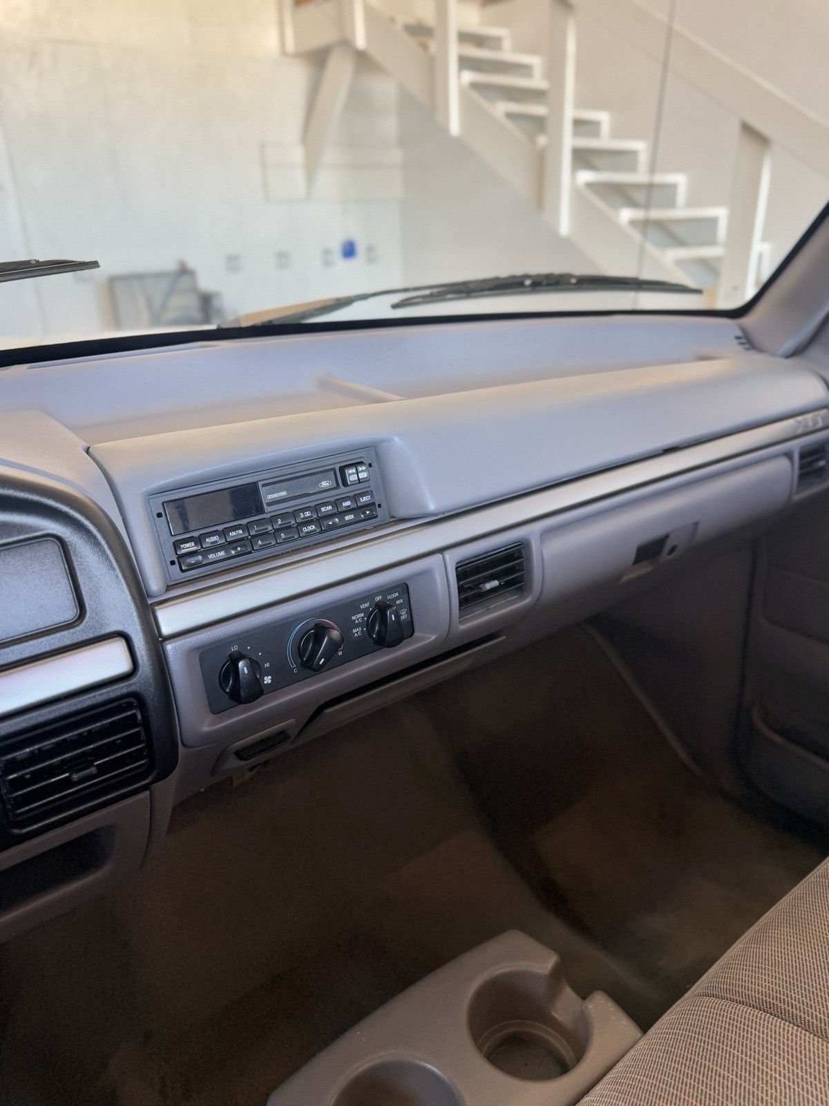 Ford-F-250-1994-Standard-Cab-Pickup-29