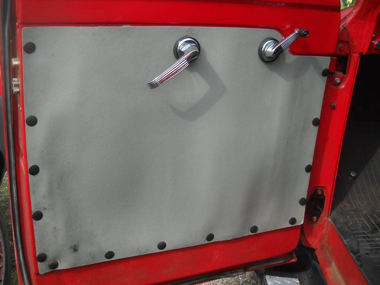 Ford-F-350-1953-Pickup-Truck-13