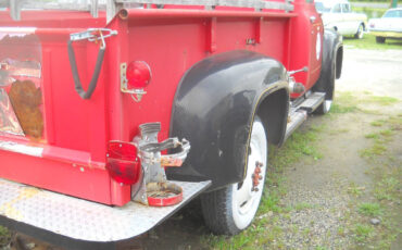 Ford-F-350-1953-Pickup-Truck-4