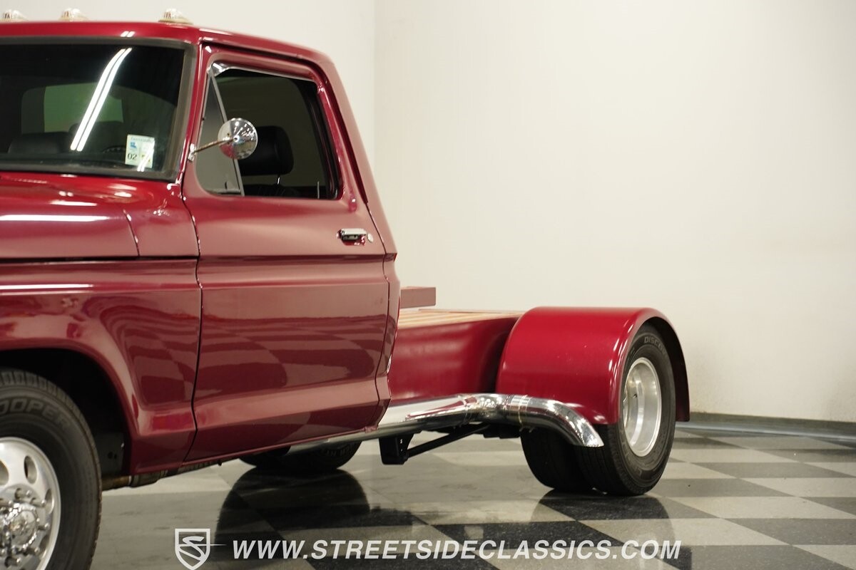Ford-F-350-1974-Pickup-Truck-21