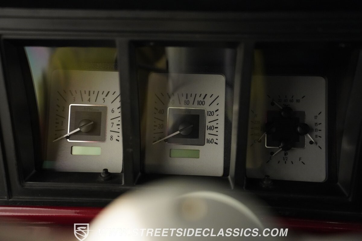 Ford-F-350-1974-Pickup-Truck-39