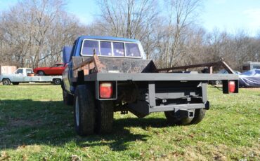 Ford-F-350-1978-Cab-Chassis-22