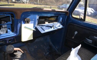Ford-F-350-1978-Cab-Chassis-39