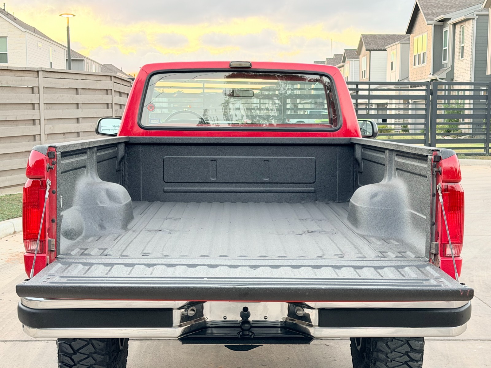 Ford-F-350-1993-Standard-Cab-Pickup-9