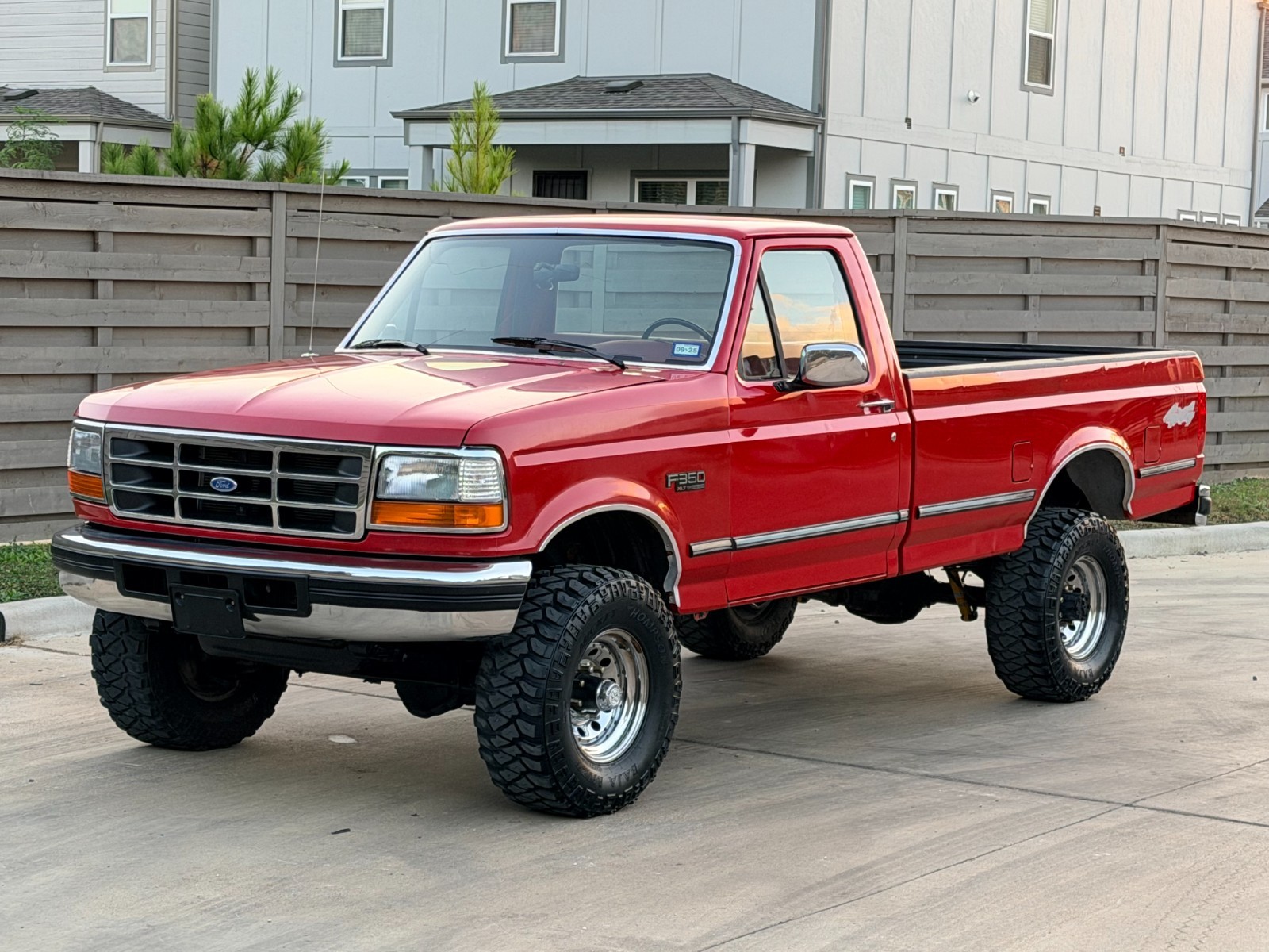 Ford-F-350-1993-Standard-Cab-Pickup