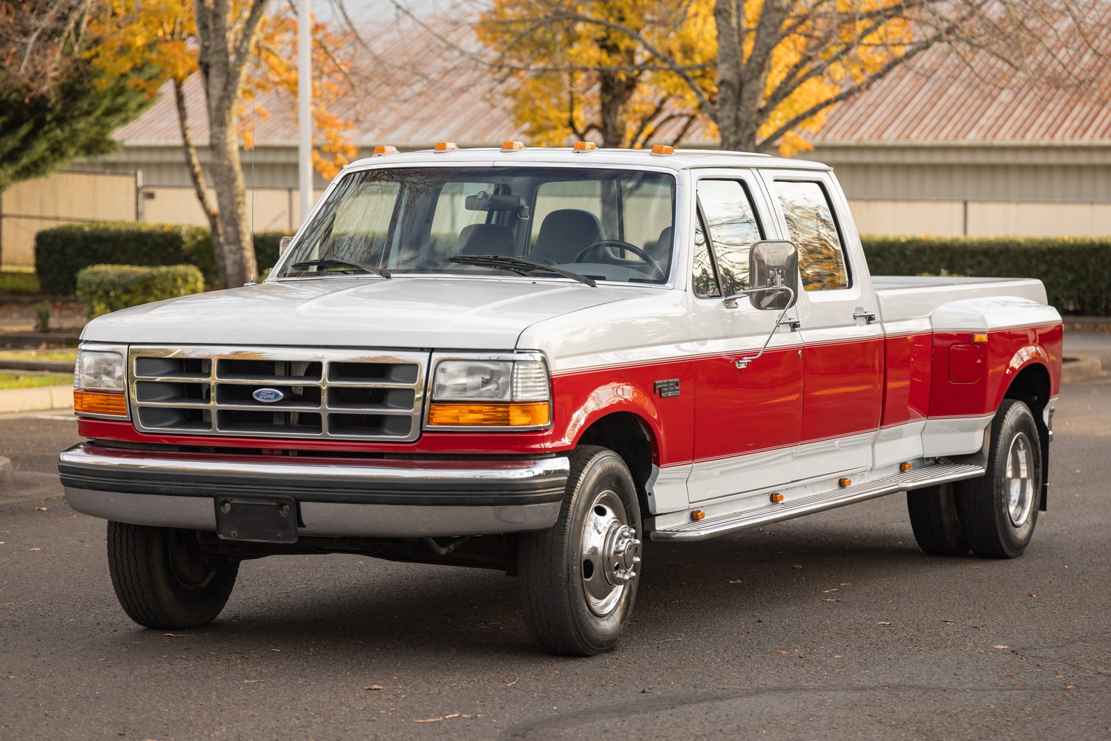 Ford-F-350-1994-Crew-Cab-Pickup-2
