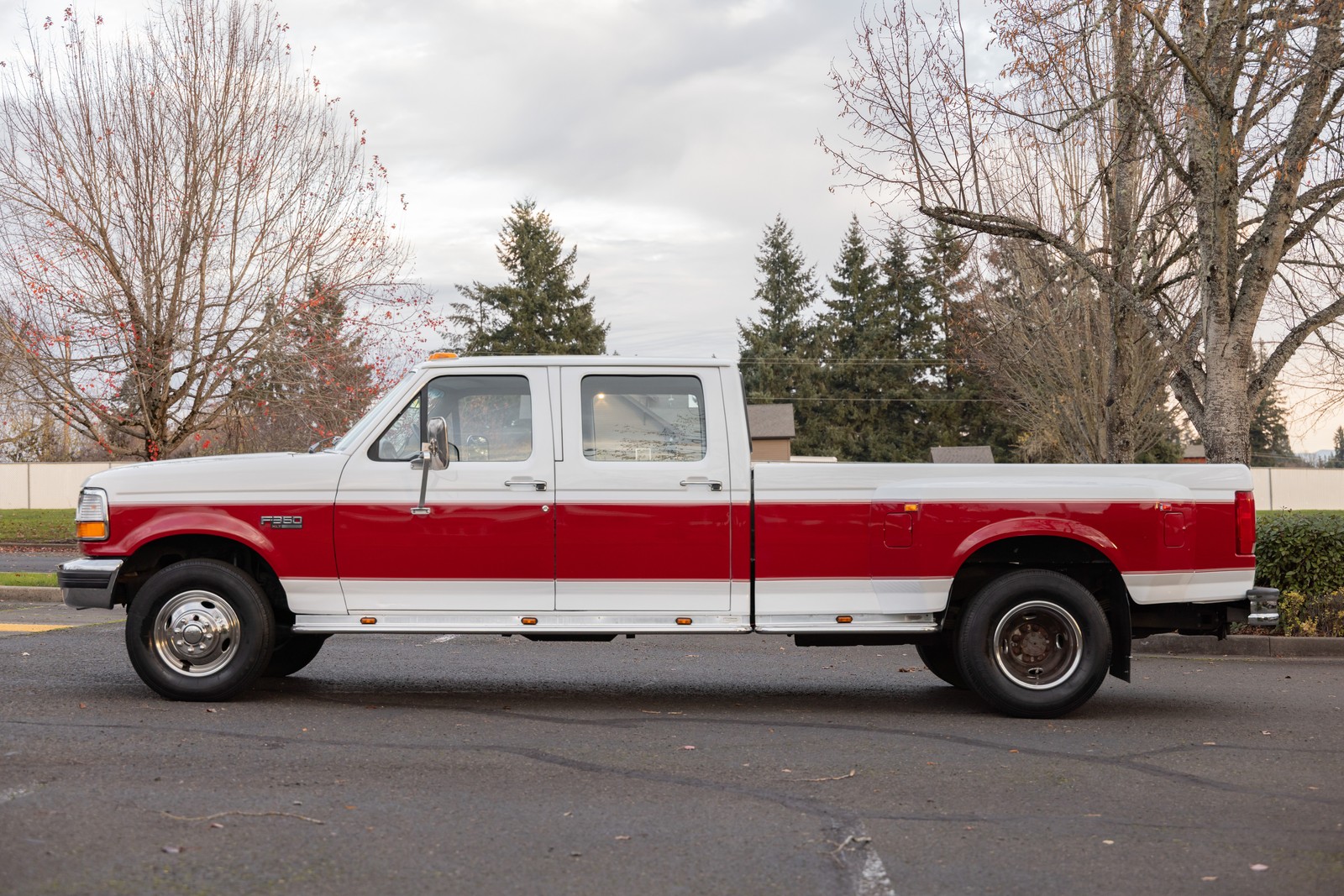 Ford-F-350-1994-Crew-Cab-Pickup-4