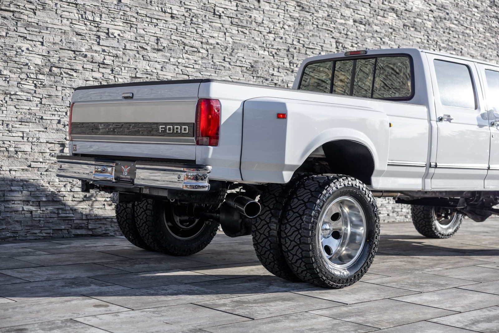 Ford-F-350-1996-Pickup-Truck-13