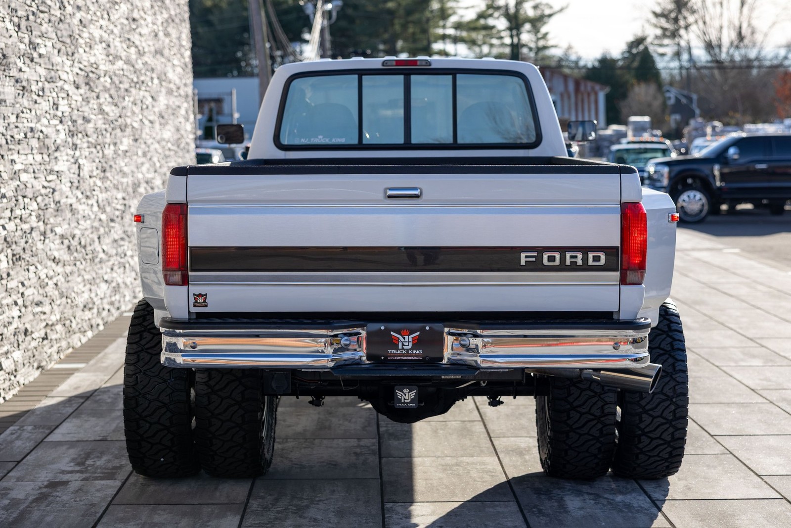 Ford-F-350-1996-Pickup-Truck-15