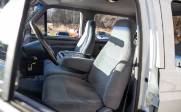 Ford-F-350-1996-Pickup-Truck-32