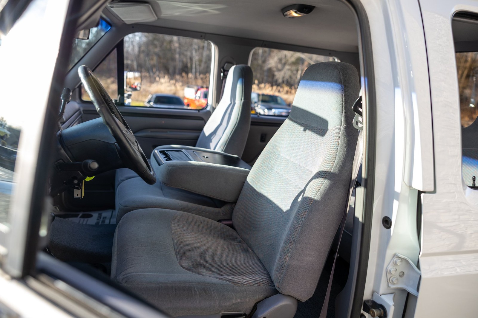 Ford-F-350-1996-Pickup-Truck-32