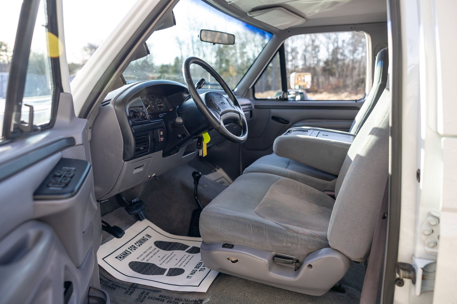 Ford-F-350-1996-Pickup-Truck-33