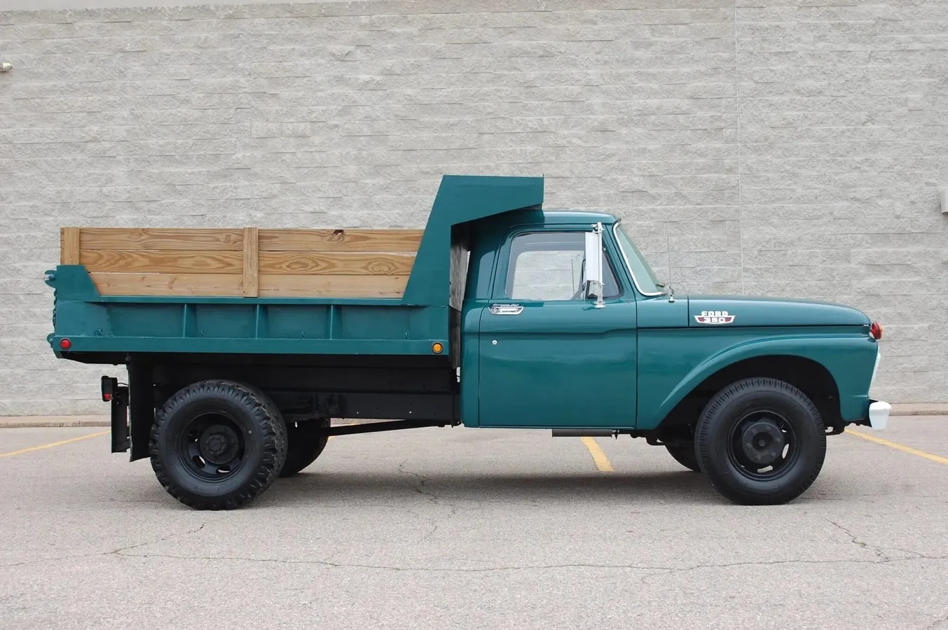 Ford-F-350-super-duty-1962-2