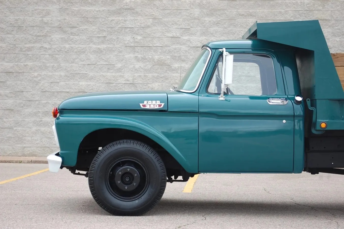 Ford-F-350-super-duty-1962-7