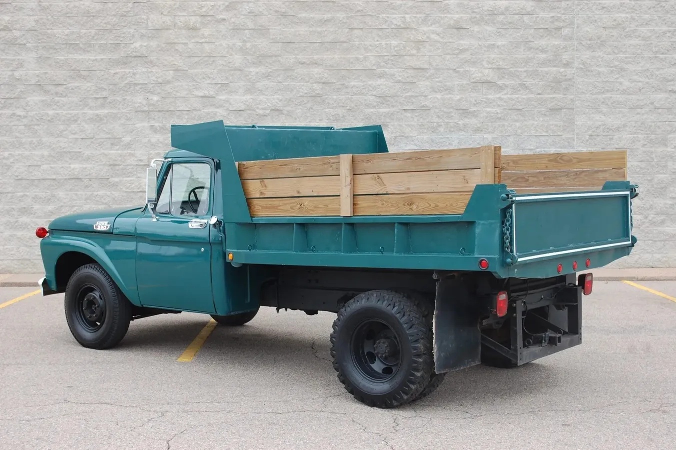 Ford-F-350-super-duty-1962-9